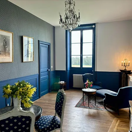 Chateau De La Pervenchere Baroque