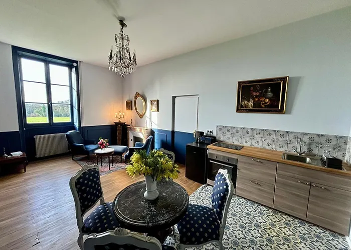 Chateau De La Pervenchere Baroque Apartman *